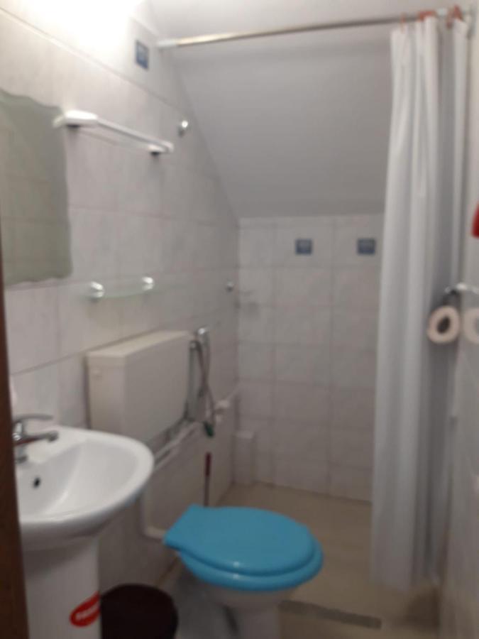 Cazare Adela Horezu Exterior foto